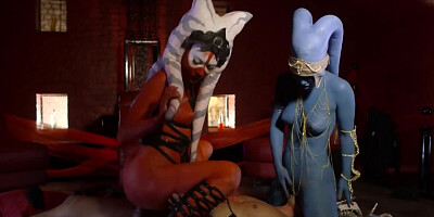 Star Wars Cosplay threesome fuck party with two chicks and one dude