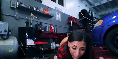 Big-boobied mechanic is ready to fix boy's car for cock riding