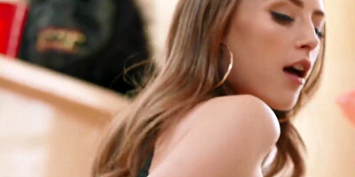 Girl deals with big black cock of roomie's boyfriend