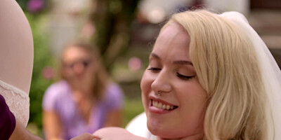 Deny Lou banging Vera Jarw in front of the wedding guests