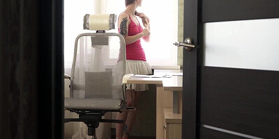 Elena talks on the phone before playing with her cunt