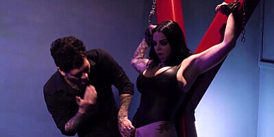 BurningAngel Thicc Emo Chick Throats & Fucks Hard