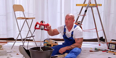 Jennifer Mendez proves that she has big boobs and pussy