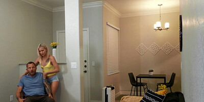 Lucky guy has his cock blown and fucked by housesitter