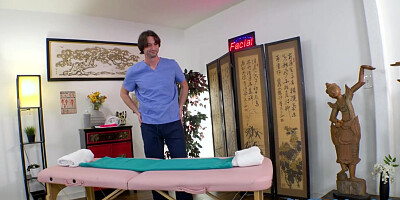 Colossal Fatty Crystal Blue Rewards The Gifted Masseur with a Blowjob