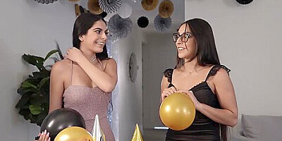 Latina Stepsister Angel Gostosa And Bff Madison Wilde Nude Year Party