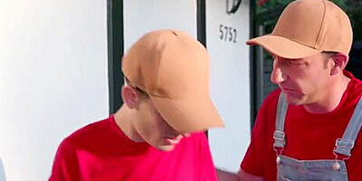 Jordi El Nino Polla And Ryan Keely - Windows Washer Fucks Huge Knockers Wife