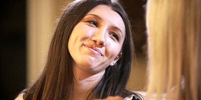 Starstruck - Maya Woulfe Lilly Bell