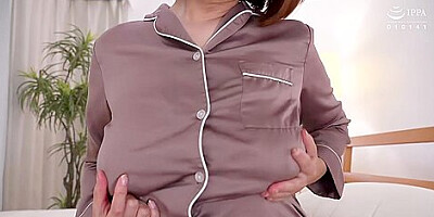 Hone-280 Chisato Shoda, A Step mother Who Became A Nipple Ik