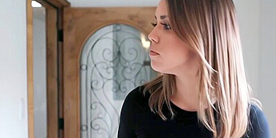 Alexa Tomas, Zac Wild And Abigail Mac In Couple Of Thiefs Banging In Bedroom