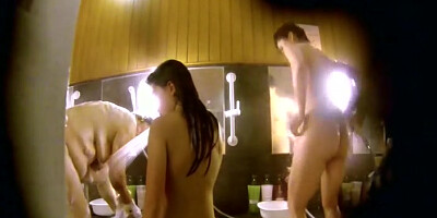 japanese public bathroom.7