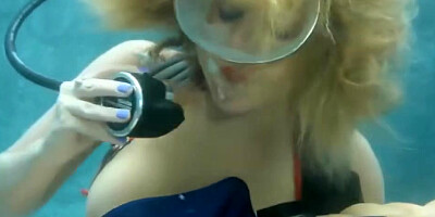 Strokes Cock Under Water