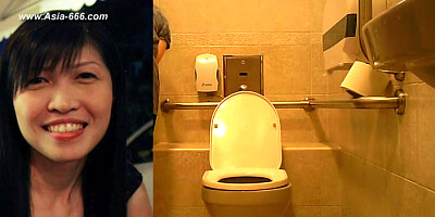 peeping taiwan girls go to toilet.3