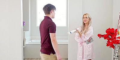 Big Dick Mover Gets Fucked By Mature With Jordan Maxx