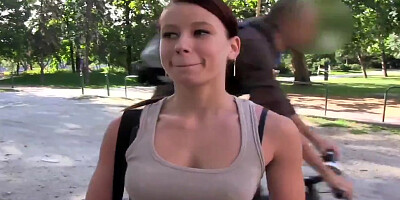 Publicagent Absorbs fitness instructor pounding for money