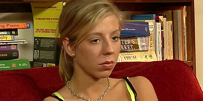 Lesbian Sugarmom Fucks Teen 18+ With Strapon