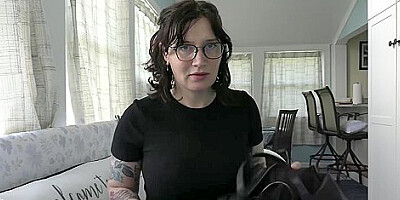 Bettie Bondage – Mutual Masturbation With Step mom