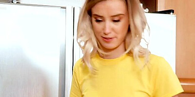Gets Really Dirty In The Shower - Haley Reed