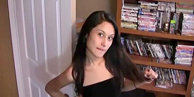 Small Cock Porn With Bubbly From - Queen Bee