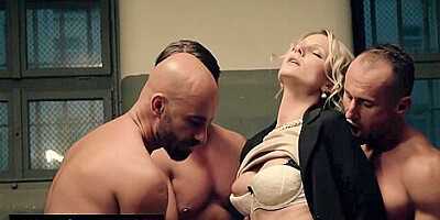 Samantha Jolie In Gangbang Action With Gorgeous From