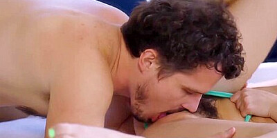 Jane Wilde - Flattering Curvy Body Porn Clip