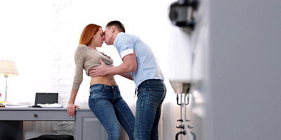 Casual teen 18+ Sex - Candy Red - Redhead fucked on a first date