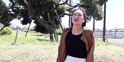 結婚３年のさゆきさんを出張ハメ撮りで悶絶させる