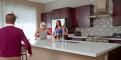 Huge Melons Stepmom Fucks 18yo Girl Stepson - Sybil Stallone And Ricky Spanish