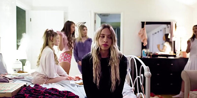 Bullied Teen 18+ Khloe Kapri Fucks Popular Gia Derza In The Bathroom During Overnight Party