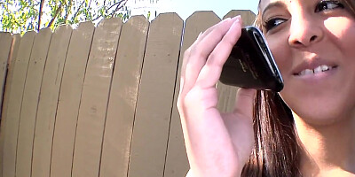 Hot gal shows off in the garden and blows