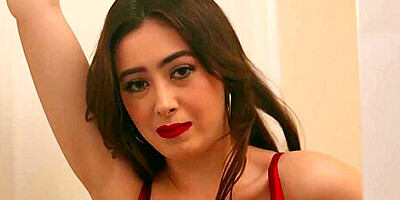 Watch Beauteous Chloe Surreals Xxx