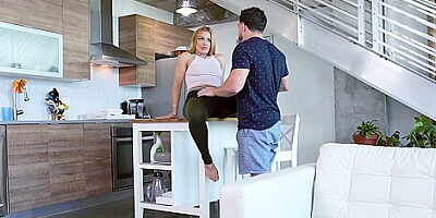 Strokes Dazzling 18yo Sloan Harper Doused In Cum After Taboo Sex