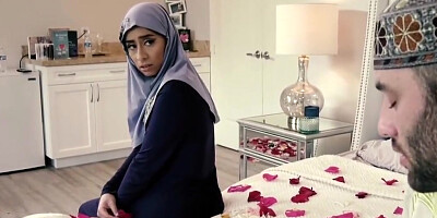 Violet Myers In Curvy Ass Of teen 18+ Bearing Hijab