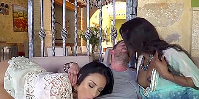 Cock Sucking With Freely And From With Anissa Kate, Jasmine Webb And Luke Hotrod