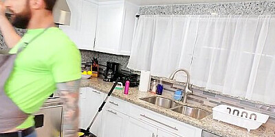 Black Corpulent Housewife Ms London Shows Her Big Bo