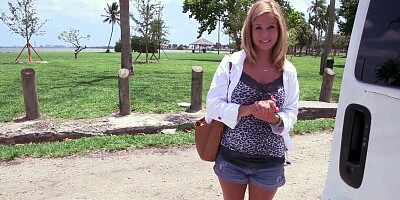 Amateur blonde Anabelle Pync gets in to bang bus