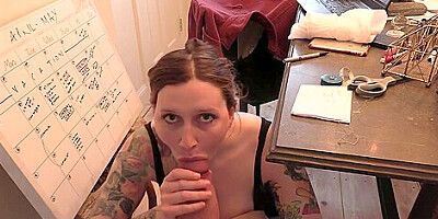 Bettie Bondage – The Free-use Workplace