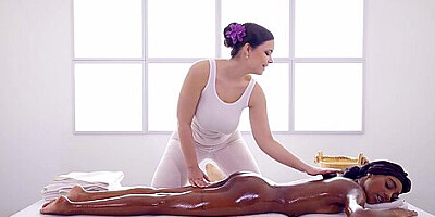 Chubby Massage Master Rubs Ebony Customer