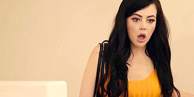 Pussylicked And Rimmed In Dyke Trio With Stepmom - Gia Paige