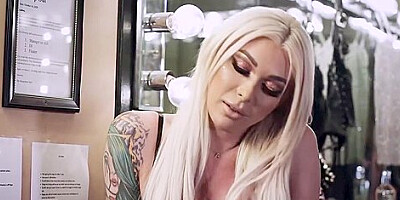 Stunning Goth Gets Her Both Holes Fucked In Dp