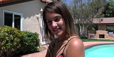 Uma Jolie - Just Dropping By