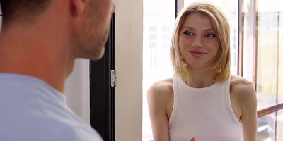 Blonde Fucks Her Big Dick Tenant Molly Devon, Marco Bull