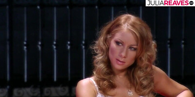 Lesbian babes fuck each other with a dildo after deep kissing