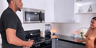 A Pomiscuous Ebony Housewife Cheats While Her Hubby With Jovan Jordan And Sommer Isabella
