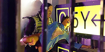 Alien Prisoner Wrecks Kiki Minajs Ass