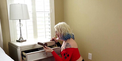 Sex of MILFs who have a collection of sex toys