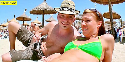 Hardcore Fucking For Brunette Picked Up At Beach