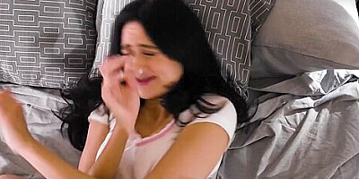 Lexi Luna - Horny Big Tits Milf Stepmom Fucks Her Sexy Lesbian Stepdaughter