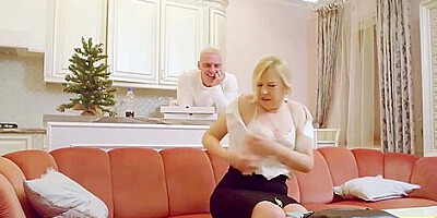 Real Mature Smut With Smiling From - Martin Spell