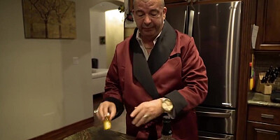 Gina Valentina - Its A Robbery! :o Facefucked During Heist